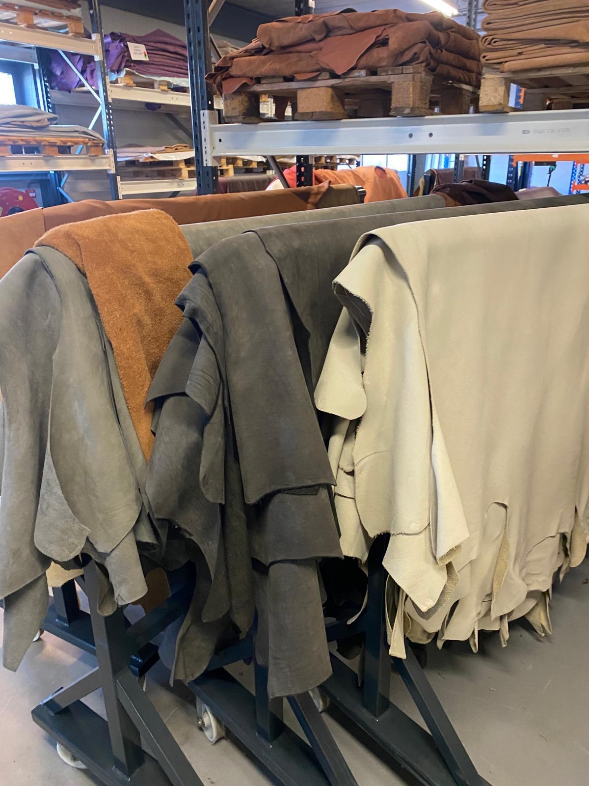 Leerhidden in ons magazijn